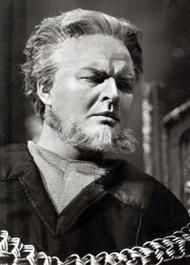 Theo Adam als Veit Pogner. Die Meistersinger von Nürnberg (Inszenierung von Wieland Wagner  1956 - 1961)
