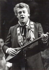 Hermann Prey als Sixtus Beckmesser. Die Meistersinger von Nürnberg (Inszenierung von Wolfgang Wagner  1981 – 1988)
