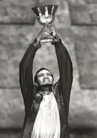 Simon Estes als Amfortas. Parsifal (Inszenierung von Götz Friedrich 1982 – 1988)
