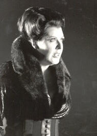 Linda Finnie als Fricka. Der Ring des Nibelungen (Inszenierung von Harry Kupfer 1988 – 1992)
