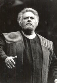 Hans Sotin als Gurnemanz. Parsifal (Inszenierung von Wolfgang Wagner 1989 – 2001)
