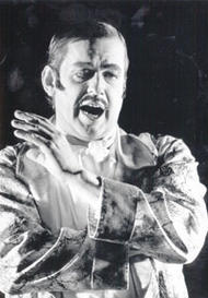 Bodo Brinkmann als Gunther. Der Ring des Nibelungen (Inszenierung von Harry Kupfer 1988 – 1992)
