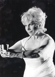 Eva-Maria Bundschuh als Gutrune. Der Ring des Nibelungen (Inszenierung von Harry Kupfer 1988 – 1992)
