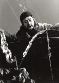 Philip Kang als Fafner. Der Ring des Nibelungen (Inszenierung von Harry Kupfer 1988 – 1992)

