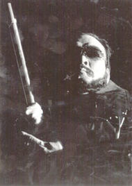 <b></noscript>Philip Kang als Hagen</b>. Der Ring des Nibelungen (Inszenierung von Harry Kupfer 1988 – 1992)
