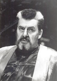 Günter von Kannen als Klingsor. Parsifal (Inszenierung von Wolfgang Wagner 1989 – 2001)
