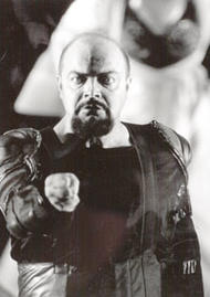 Eric Halfvarson als Hagen. Der Ring des Nibelungen (Inszenierung von Alfred Kirchner 1994 – 1998)
