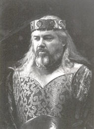 John Tomlinson als Heinrich der Vogler. Lohengrin (Inszenierung von Keith Warner 1999 - 2005)
