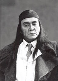<b></noscript>Philip Kang als Fafner</b>. Der Ring des Nibelungen (Inszenierung von Jürgen Flimm 2000 – 2004)
