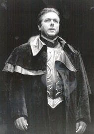 Robert Dean Smith als Lohengrin. Lohengrin (Inszenierung von Keith Warner 1999 - 2005)
