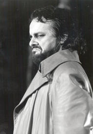 Oskar Hillebrandt als Friedrich von Telramund. Lohengrin (Inszenierung von Keith Warner 1999 - 2005)
