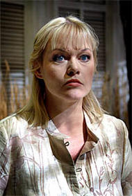 <b>Eva Johansson als Sieglinde</b>. Der Ring des Nibelungen (Inszenierung von Jürgen Flimm 2000 – 2004)

