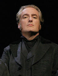 Martin Snell als 4. Edler. Lohengrin (Inszenierung von Keith Warner 1999 – 2005)
