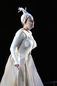 Edith Haller als Freia. Der Ring des Nibelungen (Inszenierung von Tankred Dorst 2006 - )