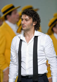 Jonas Kaufmann als Lohengrin. (Inszenierung von Hans Neuenfels 2010)