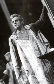  Gerd Brenneis als Walther von der Vogelweide.  Die Meistersinger von Nürnberg (Inszenierung von Wolfgang Wagner 1968 -1976 )