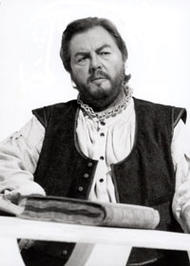 <b></noscript> Robert Holl als Hans Sachs. </b> Die Meistersinger von Nürnberg (Inszenierung von Wolfgang Wagner 1996 - 2002)