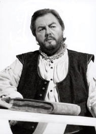  Robert Holl als Hans Sachs.  Die Meistersinger von Nürnberg (Inszenierung von Wolfgang Wagner 1996 - 2002)