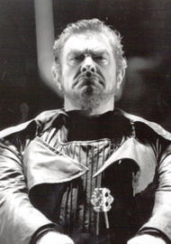 <b> Jean-Philippe Lafont als Friedrich von Telramund.</b> Lohengrin (Inszenierung von Keith Warner 1999 - 2005)