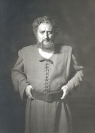 <b> Gustav Neidlinger als Kurwenal.</b> Tristan und Isolde (Inszenierung von Wieland Wagner 1952 - 1953)