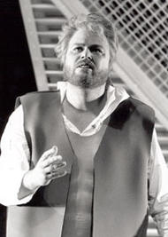 <b></noscript>Wolfgang Schmidt als Siegfried.</b> Der Ring des Nibelungen (Inszenierung von Alfred Kirchner 1994 – 1998)