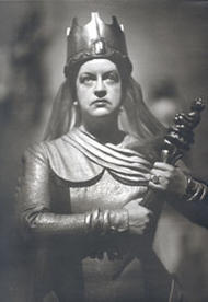 <b> Astrid Varnay als Ortrud.</b>  Lohengrin (Inszenierung von Wieland Wagner 1958 - 1962)