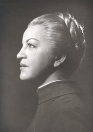  Astrid Varnay als Senta. Der Fliegende Holländer (Inszenierung von Wolfgang Wagner 1955 - 1956)