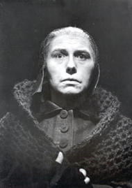 <b> Sieglinde Wagner als Mary.</b> Der Fliegende Holländer (Inszenierung von August Everding 1969 - 1971)